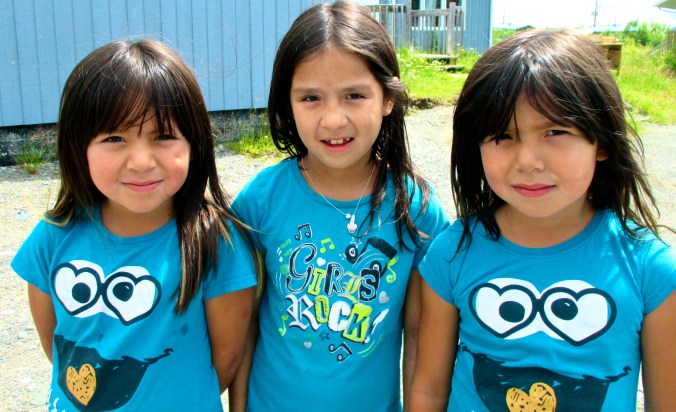 Trois petites filles à Waswanipi